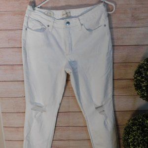 White jeans never worn